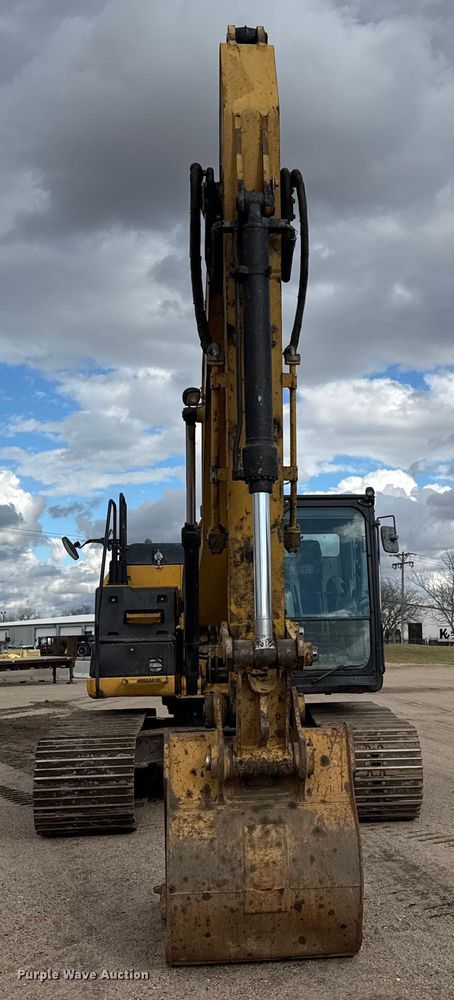 image for item ET4159 2013 Caterpillar 320E L excavator