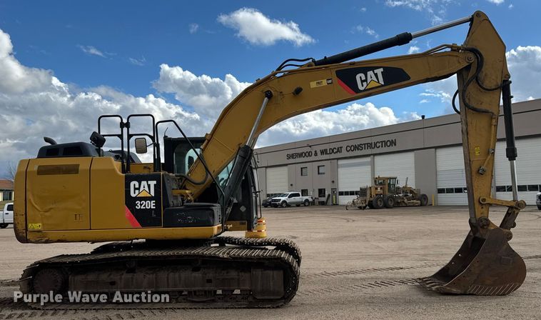 image for item ET4159 2013 Caterpillar 320E L excavator