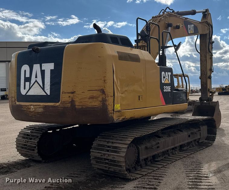 image for item ET4159 2013 Caterpillar 320E L excavator