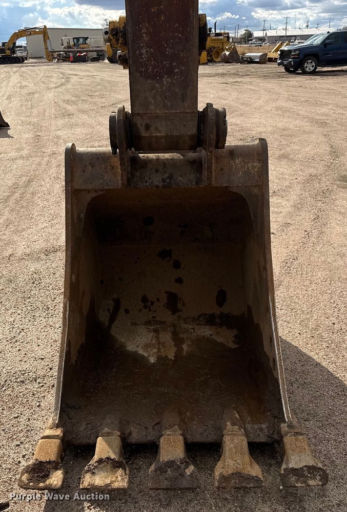 image for item ET4159 2013 Caterpillar 320E L excavator