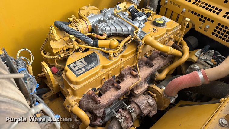 image for item ET4159 2013 Caterpillar 320E L excavator