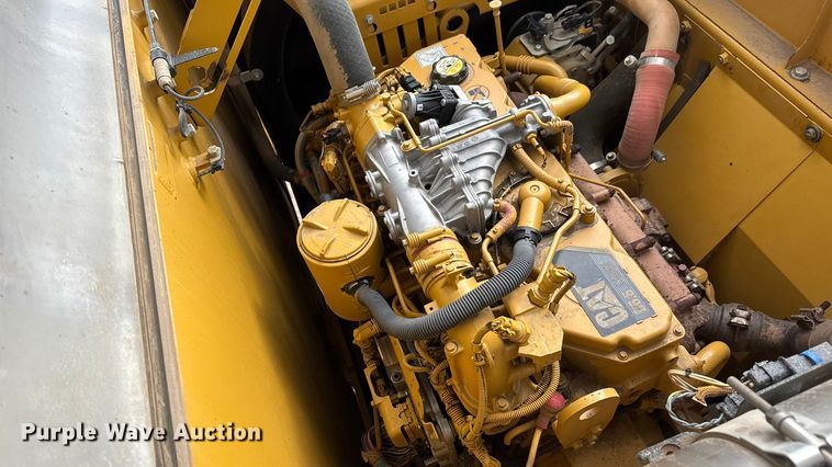 image for item ET4159 2013 Caterpillar 320E L excavator