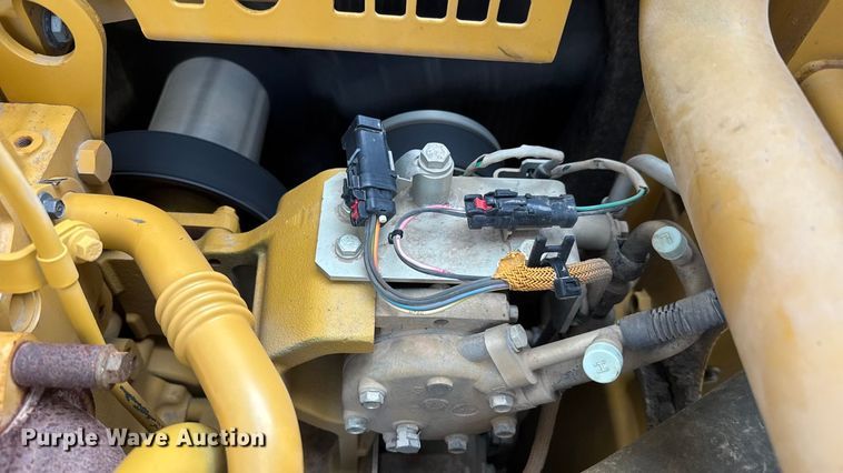 image for item ET4159 2013 Caterpillar 320E L excavator