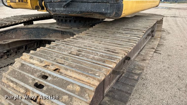 image for item ET4159 2013 Caterpillar 320E L excavator