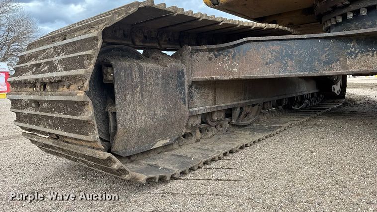 image for item ET4159 2013 Caterpillar 320E L excavator
