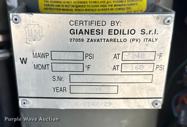 image for item ET4161 2000 Atlas Copco XAS 96 (JD) air compressor