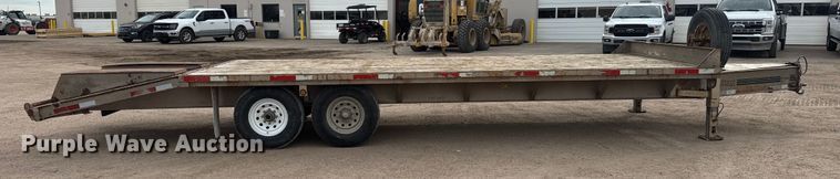 image for item ET4358 2006 Titan equipment trailer