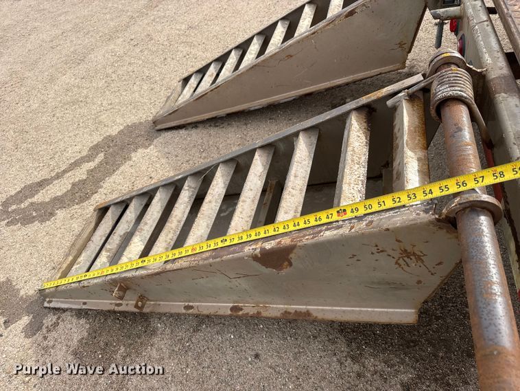 image for item ET4358 2006 Titan equipment trailer