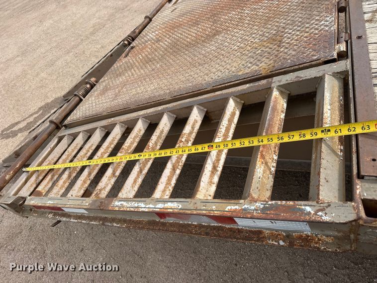 image for item ET4358 2006 Titan equipment trailer