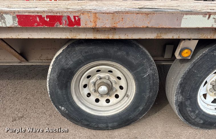 image for item ET4358 2006 Titan equipment trailer