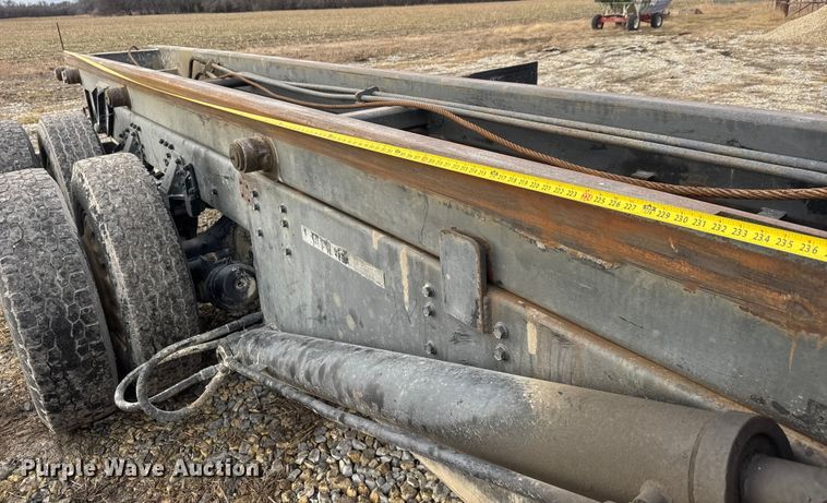 image for item ET4360 1982 Autocar Construcktor 2 roll-off container truck