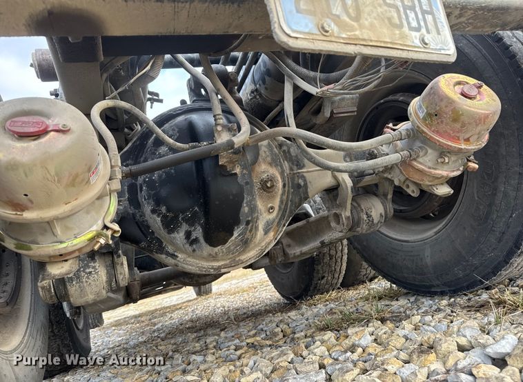 image for item ET4360 1982 Autocar Construcktor 2 roll-off container truck