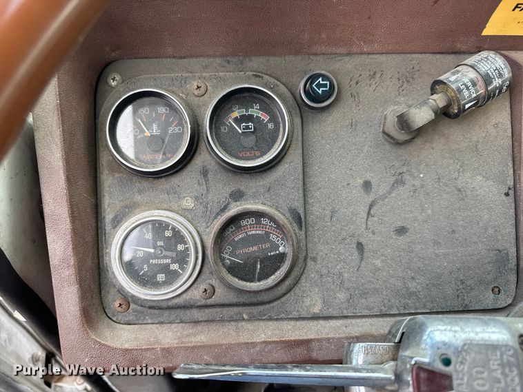 image for item ET4360 1982 Autocar Construcktor 2 roll-off container truck