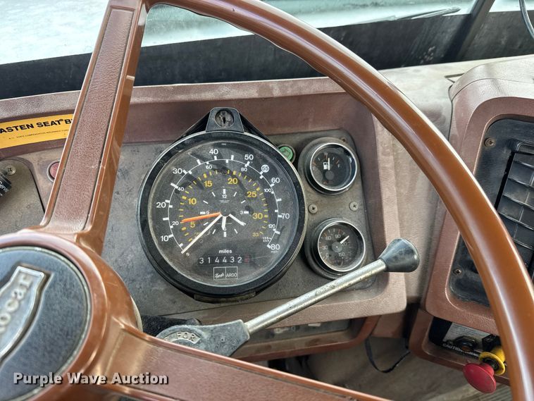 image for item ET4360 1982 Autocar Construcktor 2 roll-off container truck