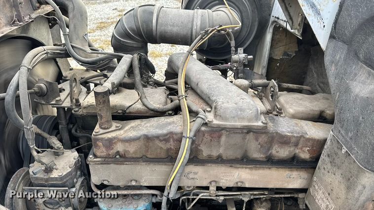 image for item ET4360 1982 Autocar Construcktor 2 roll-off container truck