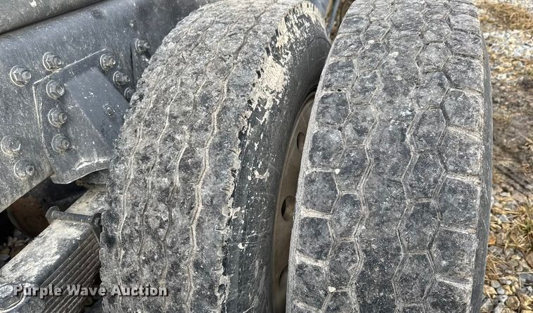 image for item ET4360 1982 Autocar Construcktor 2 roll-off container truck