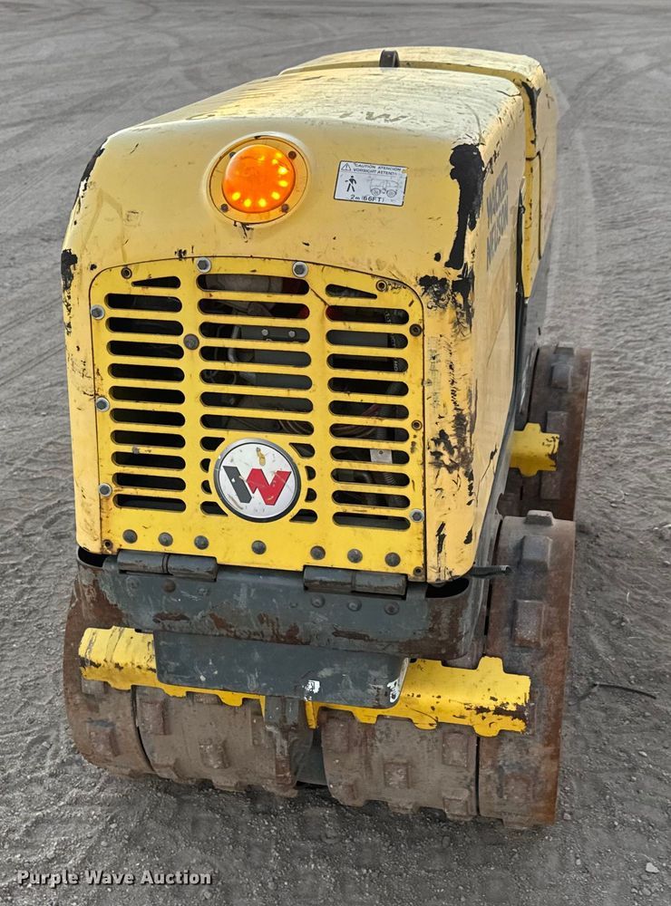 image for item ET4385 2013 Wacker Neuson RTX-SC2 trench compactor
