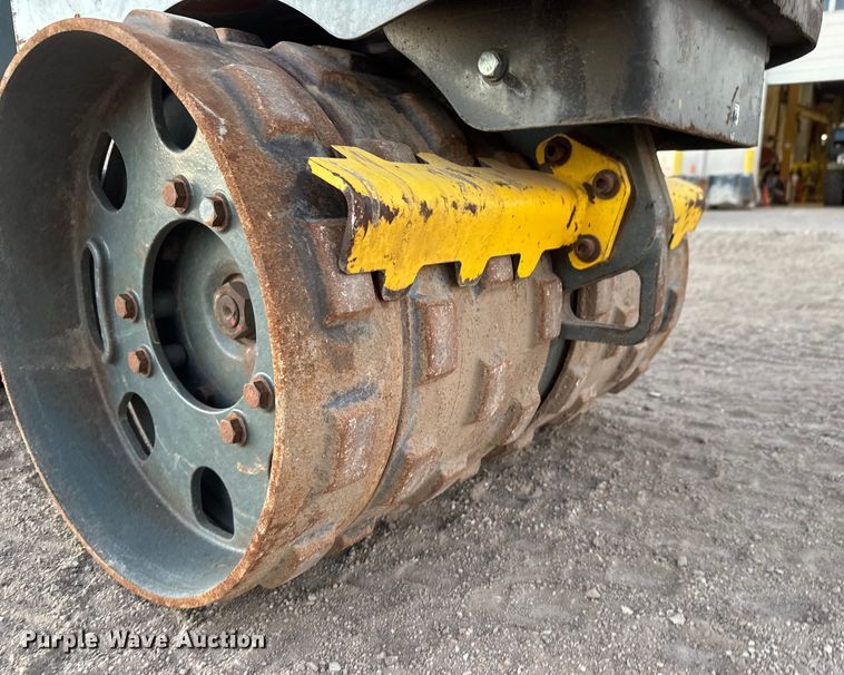 image for item ET4385 2013 Wacker Neuson RTX-SC2 trench compactor