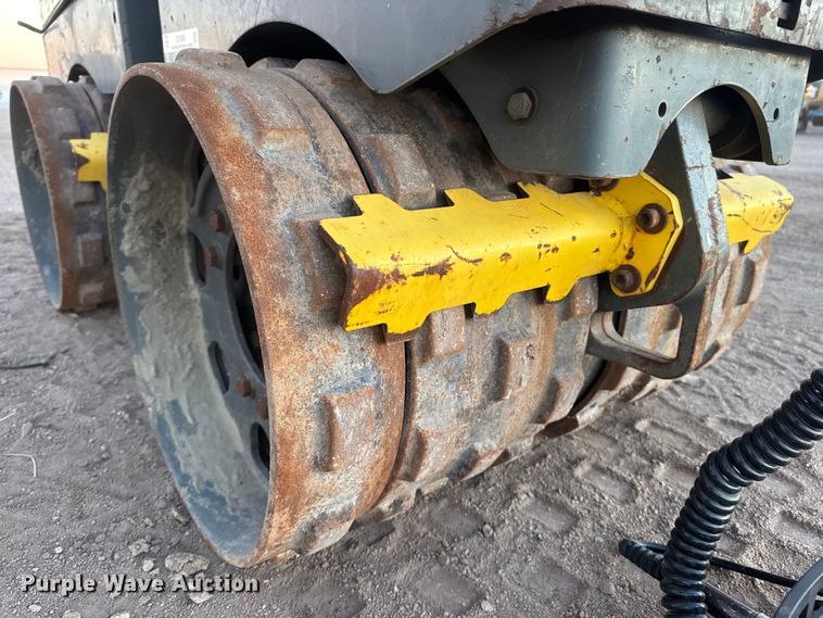 image for item ET4385 2013 Wacker Neuson RTX-SC2 trench compactor