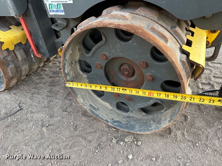 image for item ET4385 2013 Wacker Neuson RTX-SC2 trench compactor