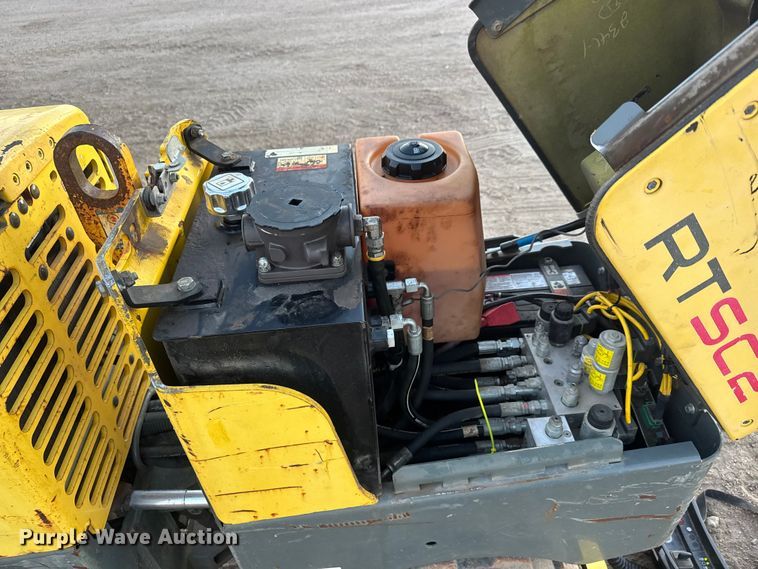 image for item ET4385 2013 Wacker Neuson RTX-SC2 trench compactor