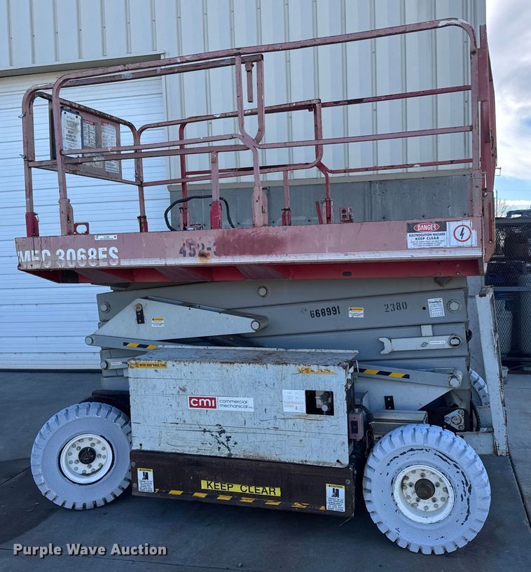 image for item ET4390 MEC 3068ES scissor lift