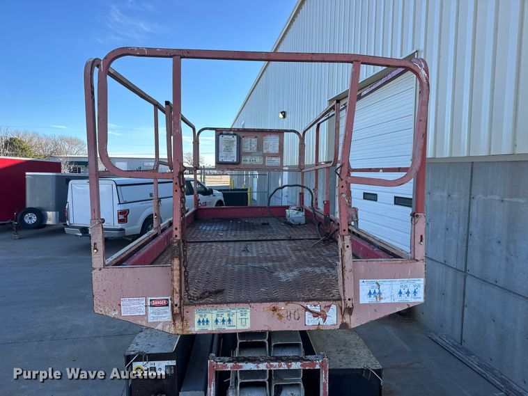 image for item ET4390 MEC 3068ES scissor lift