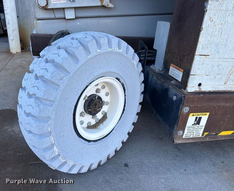 image for item ET4390 MEC 3068ES scissor lift