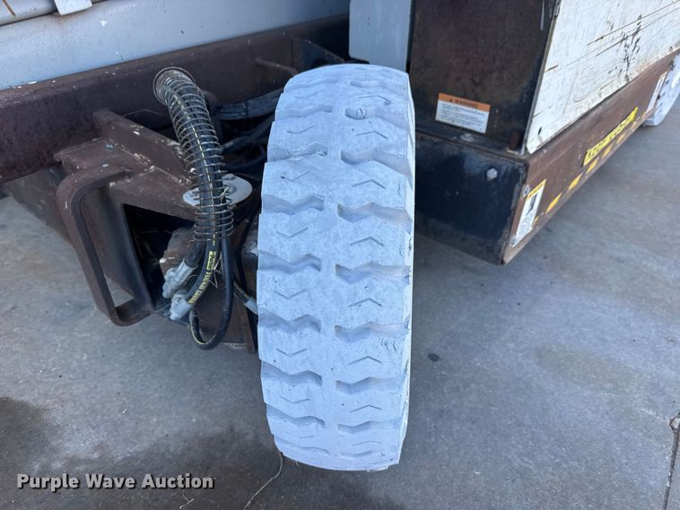 image for item ET4390 MEC 3068ES scissor lift