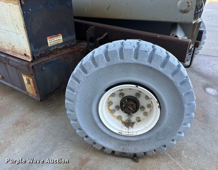 image for item ET4390 MEC 3068ES scissor lift