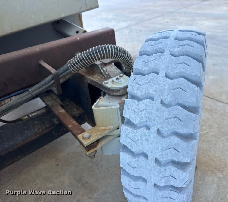 image for item ET4390 MEC 3068ES scissor lift