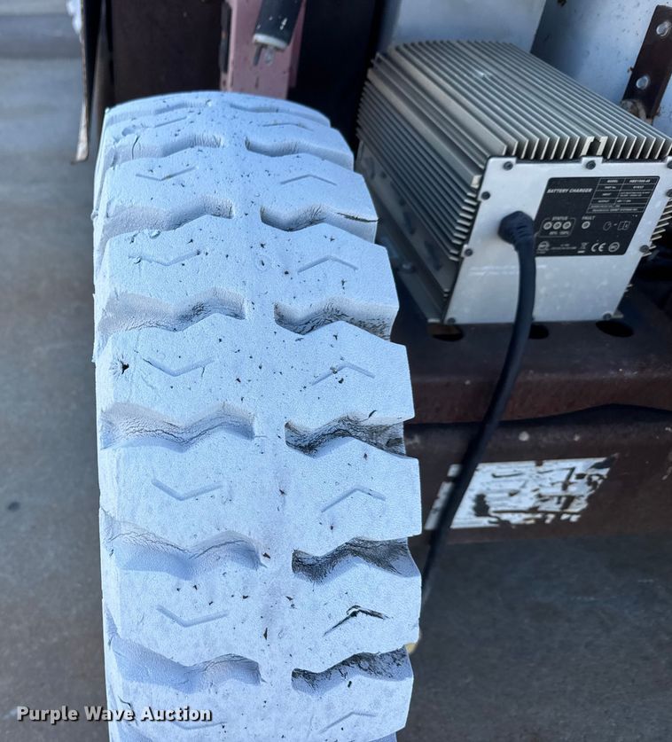 image for item ET4390 MEC 3068ES scissor lift