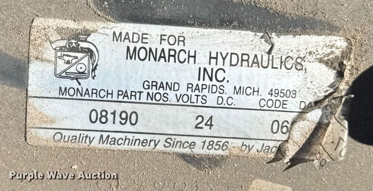 image for item ET4391 2005 MEC 2633ES scissor lift