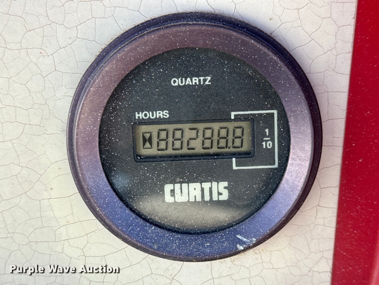 image for item ET4392 2004 MEC 1932ES scissor lift