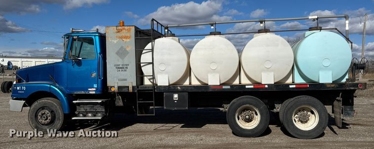 image for item ET4398 1997 Volvo WG64T tank truck