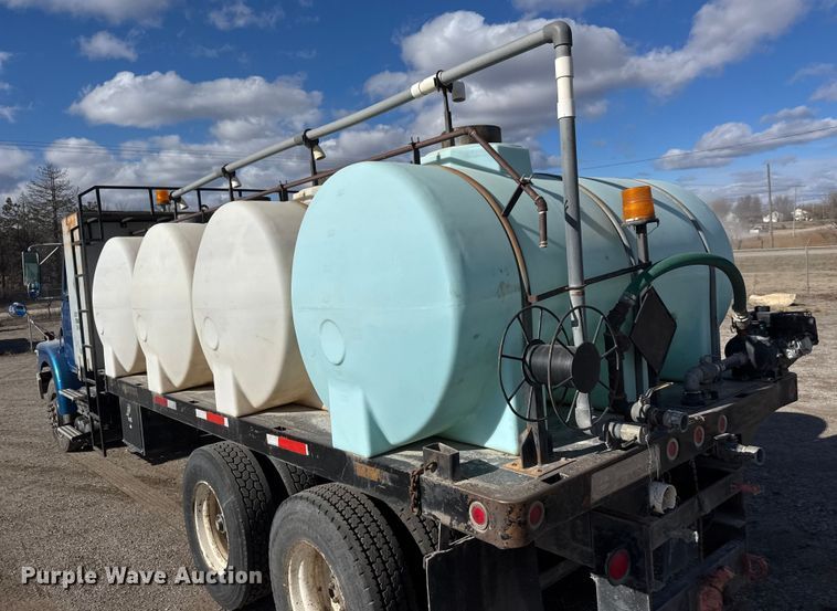 image for item ET4398 1997 Volvo WG64T tank truck