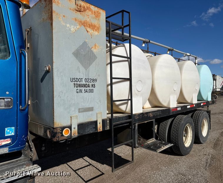 image for item ET4398 1997 Volvo WG64T tank truck