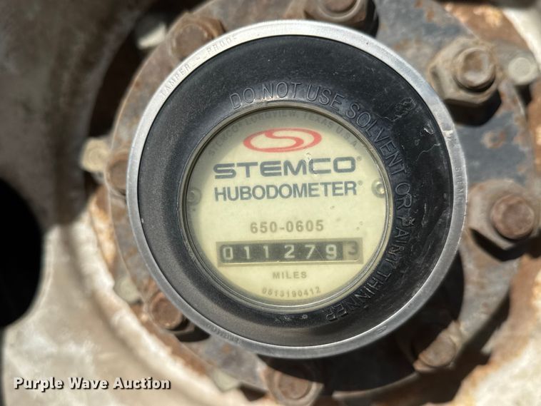 image for item ET4398 1997 Volvo WG64T tank truck