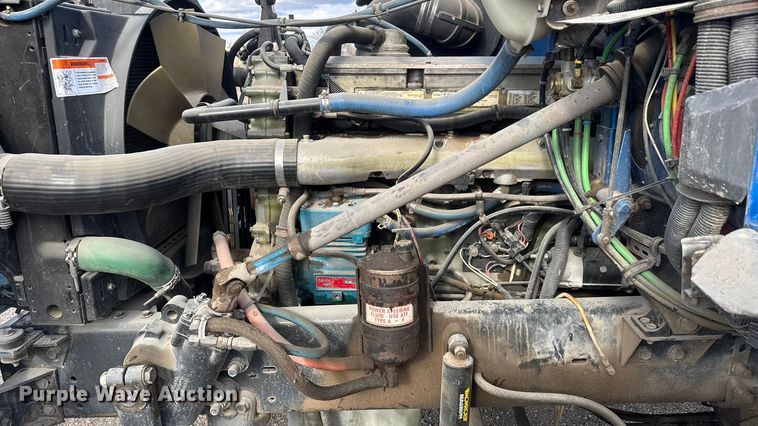 image for item ET4398 1997 Volvo WG64T tank truck