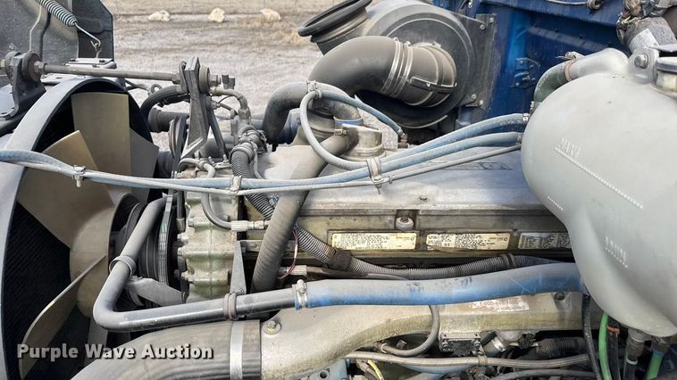 image for item ET4398 1997 Volvo WG64T tank truck