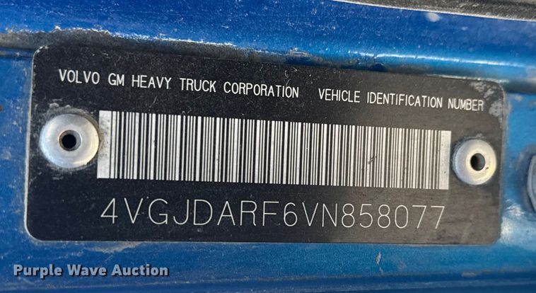 image for item ET4398 1997 Volvo WG64T tank truck