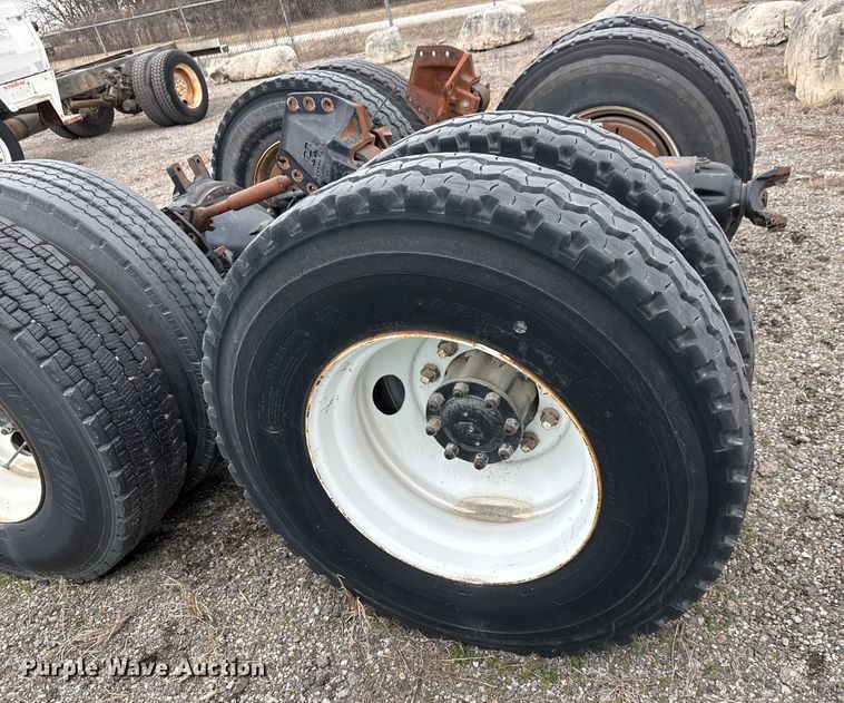 image for item ET4400 RS472 rear axle assembly