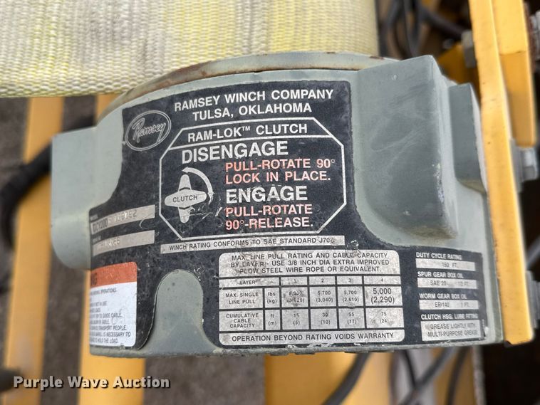 image for item ET4401 2013 Trinity Highway Products crash attenuator