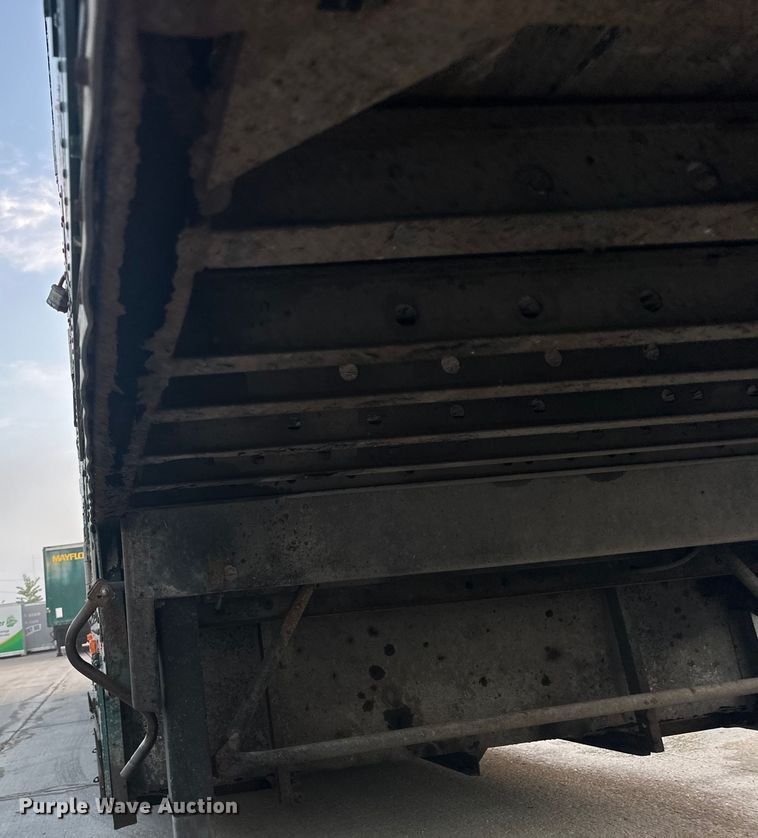 image for item ET4653 1992 Kentucky Manufacturing Company dry van trailer