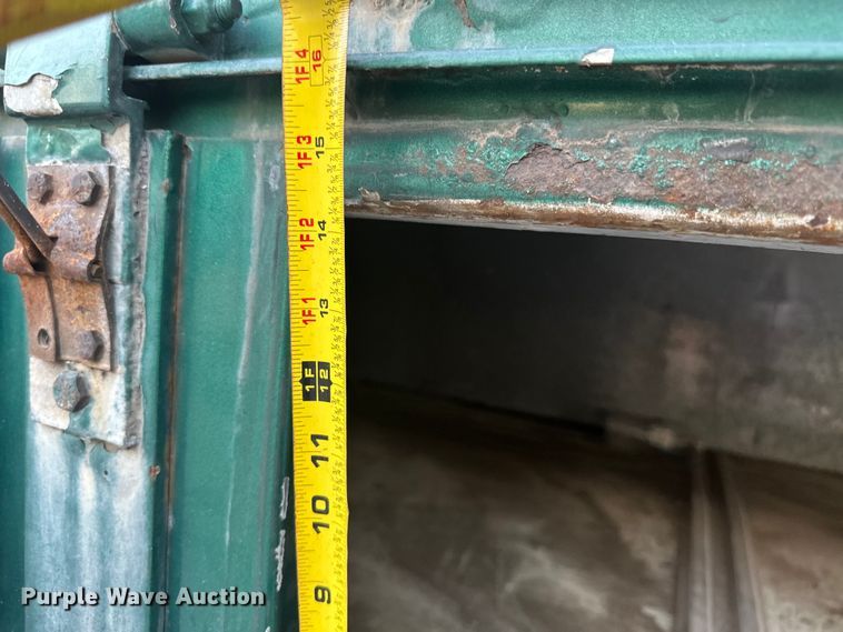 image for item ET4653 1992 Kentucky Manufacturing Company dry van trailer