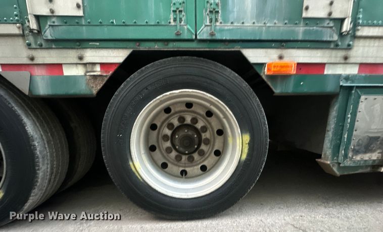 image for item ET4653 1992 Kentucky Manufacturing Company dry van trailer