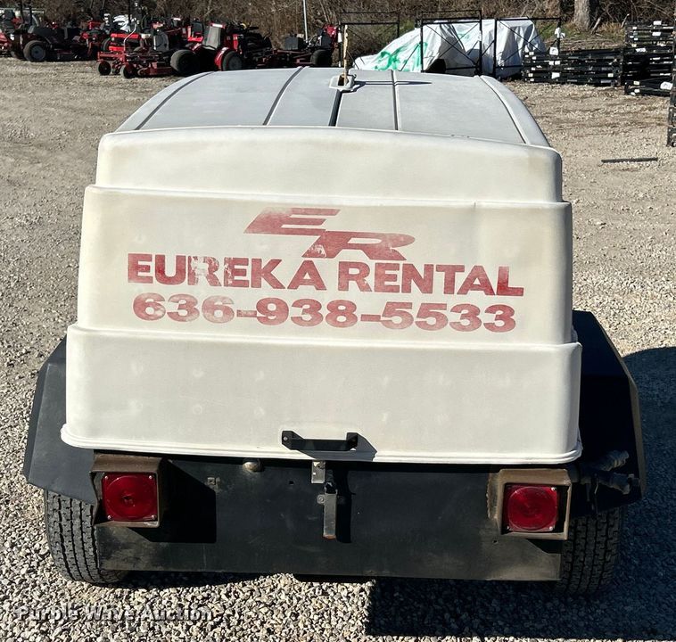 image for item ET6855 2006 Ingersoll Rand Air Source Plus air compressor