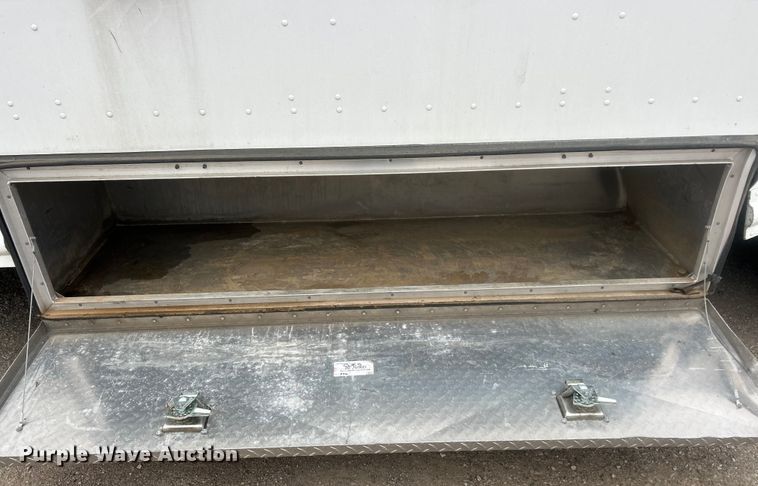 image for item ET6879 2008 Freightliner MT45 delivery van