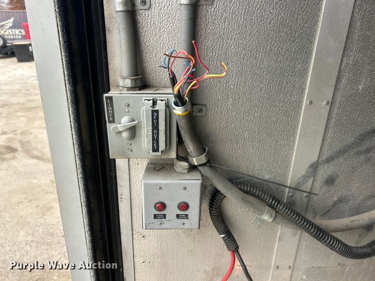 image for item ET6879 2008 Freightliner MT45 delivery van