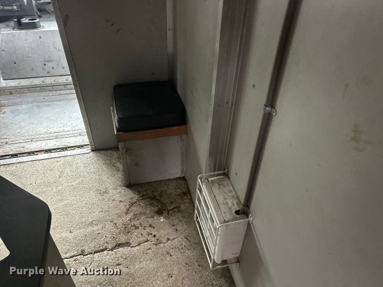 image for item ET6879 2008 Freightliner MT45 delivery van